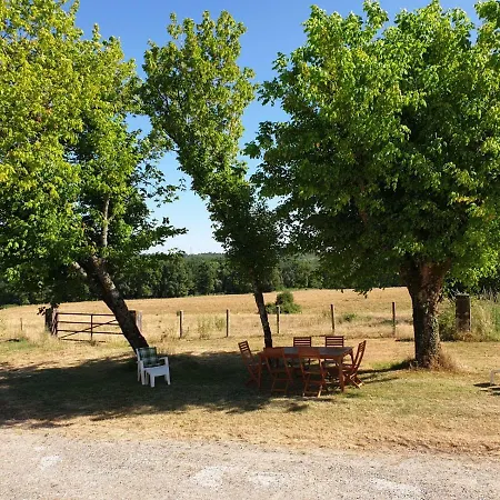 Maison A La Campagne * Touverac